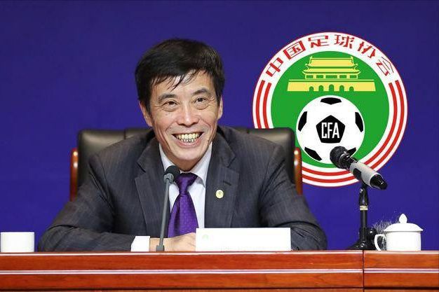 然而命运弄人，由于多年辗转病榻，家产变卖一空，他只能清贫度日，一边养病，一边坚持他心爱的文学创作。