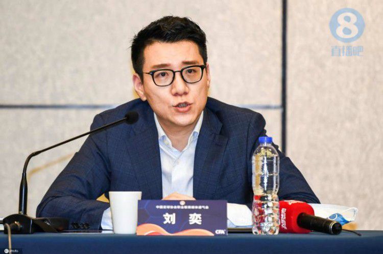 《奇遇》中贾冰撞脸王皓，她到底是怎么做到的？